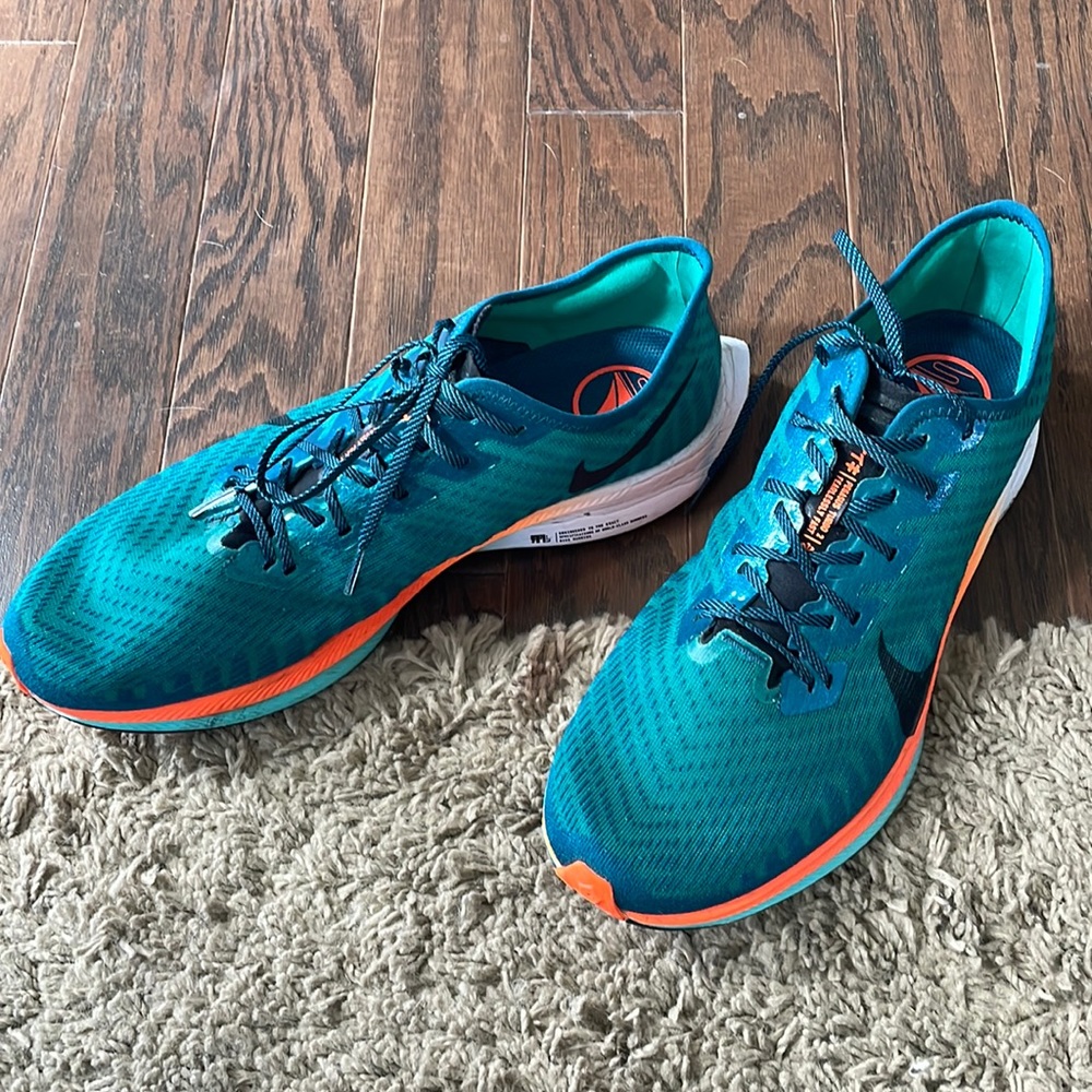 Nike Zoom Sneakers